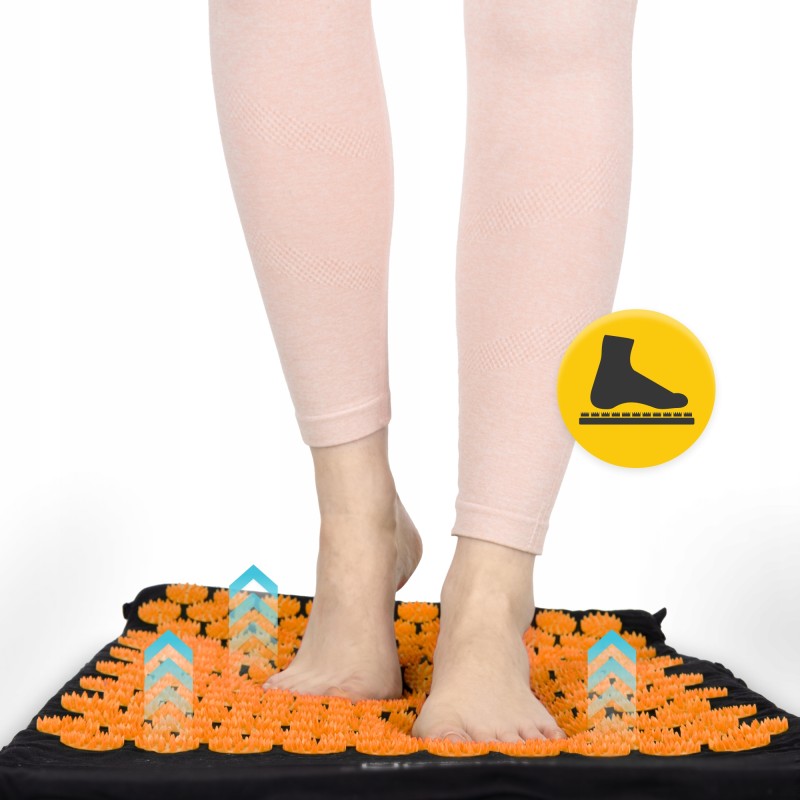 Килимок акупунктурний з валиком 4FIZJO Classic Mat Аплікатор Кузнєцова Black/Orange (P-5907222931752)